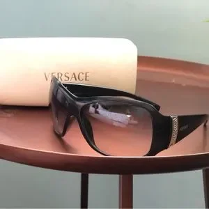 Versace | Accessories | Vintage 205 Versace Sunglasses M403  display picture 2